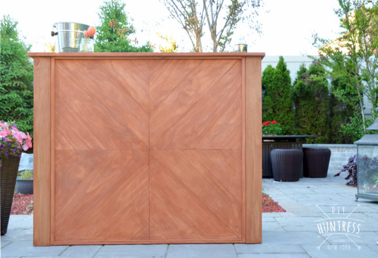 DIY Wooden Outdoor Bar