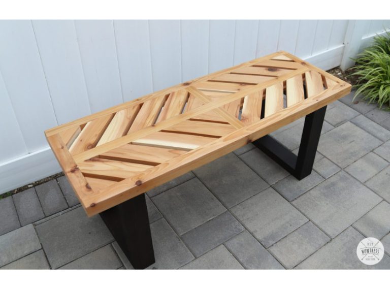 DIY Simple Chevron Outdoor Cedar Bench